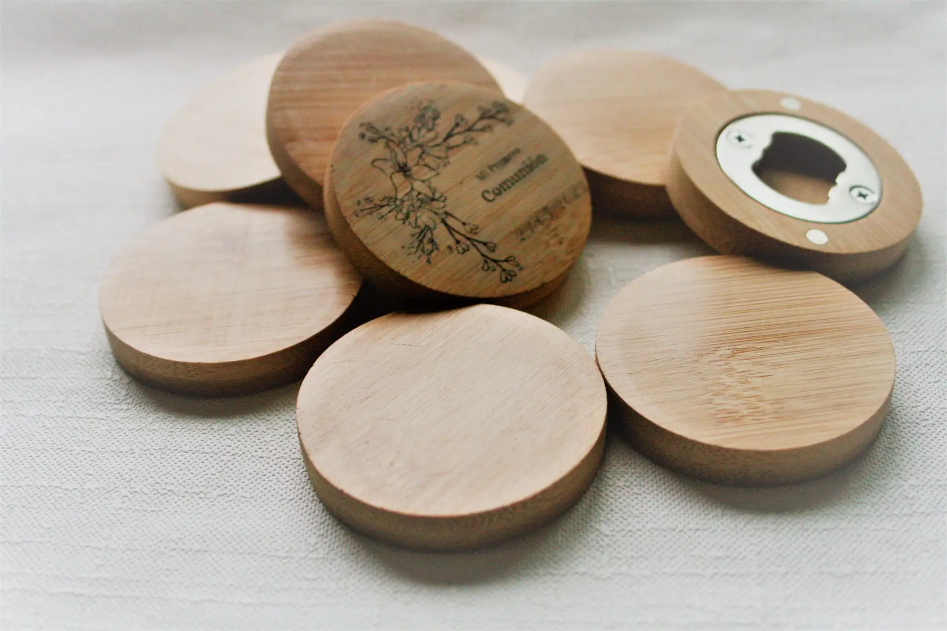 Abrebotellas bambú personalizado - Imagen 7