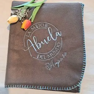 Mantas bordadas personalizadas